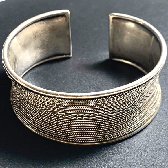 VTG Sterling Silver 925 Textured Twist Rope Design Cuff Bracelet Size 1.25" Wide - Picture 4 of 15